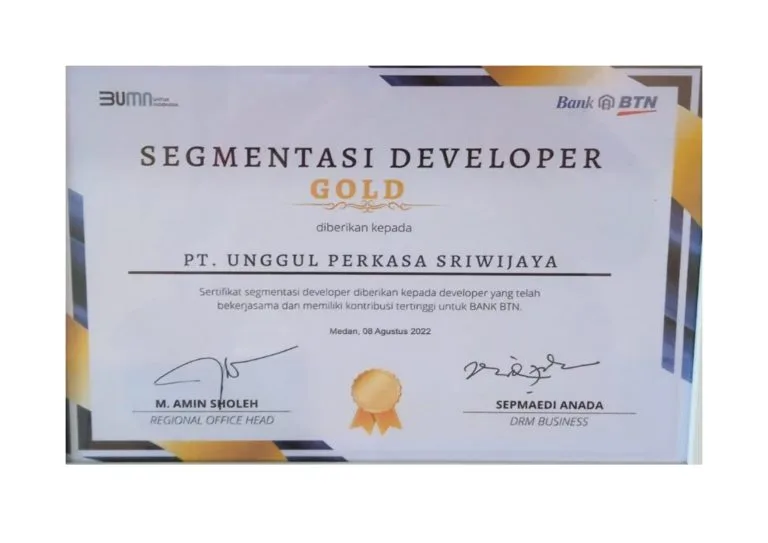 gold-min.jpg